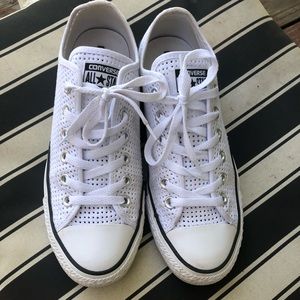Women’s Converse Shoes